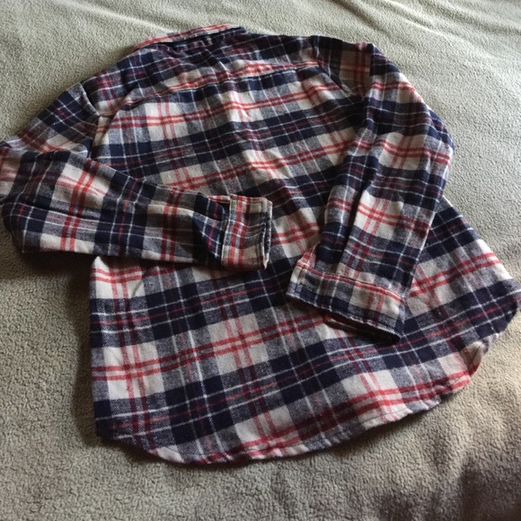 Plaid Long Sleeve Top - Picture 4 of 4