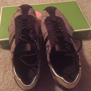 Size 6 coach shoes