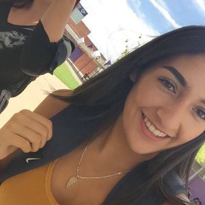 Meet your Posher, Briana