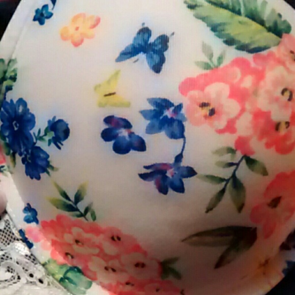 SOLD!!  Smart and Sexy by Maidenform - Picture 2 of 4