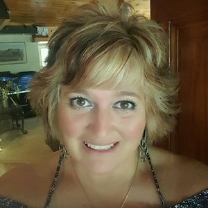 Meet your Posher, Rita