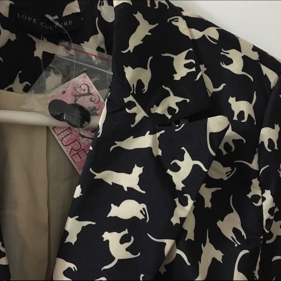 Love Culture Jackets & Blazers - *Sold* Love Culture Blazer ~ cat pattern 🐱