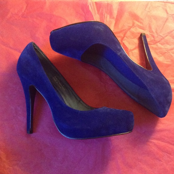 💞💞Beautiful blue High Heels💞💞