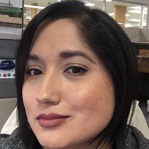 Meet your Posher, Claudia