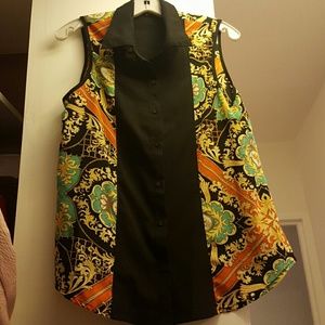 Sleeveless lightweight vintage button down top