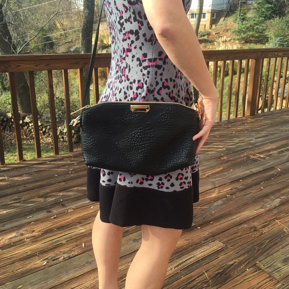 SOLD New Burberry Small Chichester Handbag 2015 - Picture 1 of 4