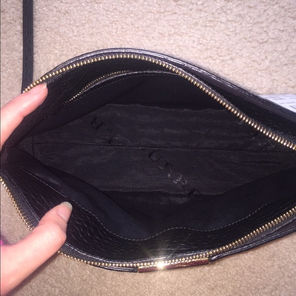 SOLD New Burberry Small Chichester Handbag 2015 - Picture 3 of 4