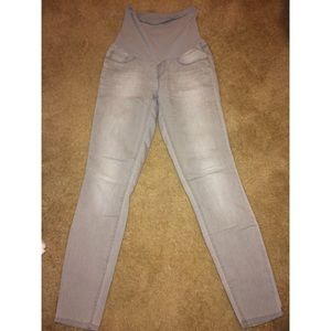Grey maternity skinny jeans