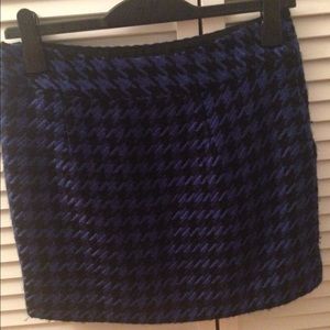 Limited patterned skirt