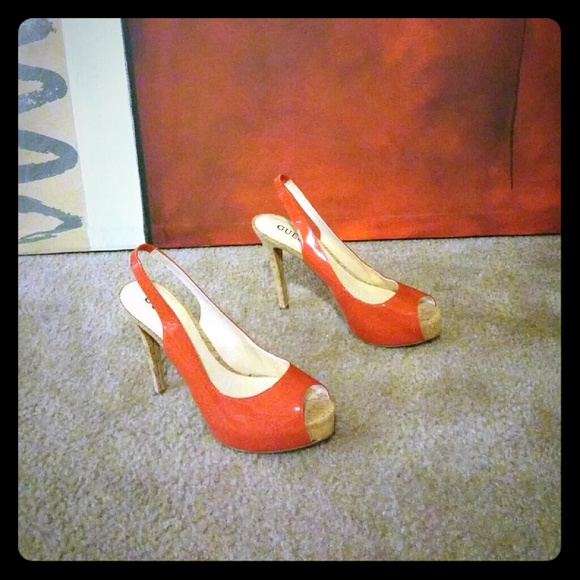 ******Red Guess Pumps ******* Final Mark Down