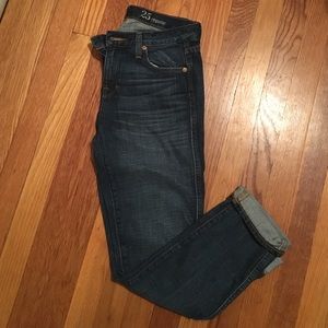 Vintage straight boyfriend jeans!