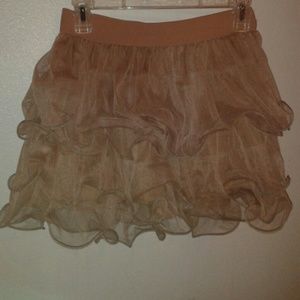 Forever 21 nude ruffle skirt