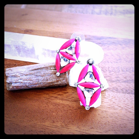 SALE!!! NATASHA Shinny Pink Statement Earrings