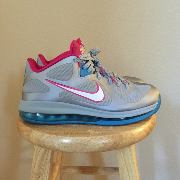 ❌Not For Sale ATM❌ Lebron 9 Lows "Fireberry"