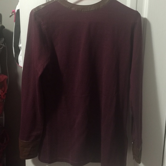 Brown cuffed sweater