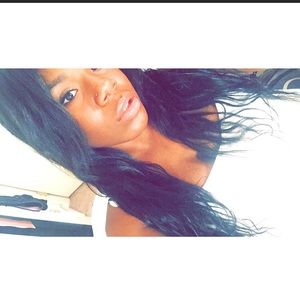 Meet your Posher, Anitra