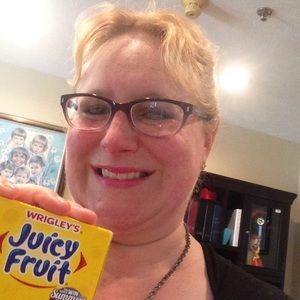 Meet your Posher, Phyl