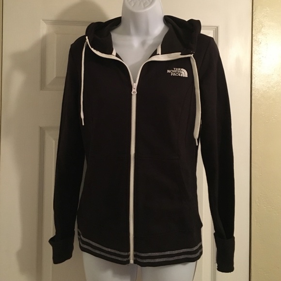 ❌SOLD ON VINTED❌Black northface sweatshirt