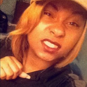 Meet your Posher, Samone