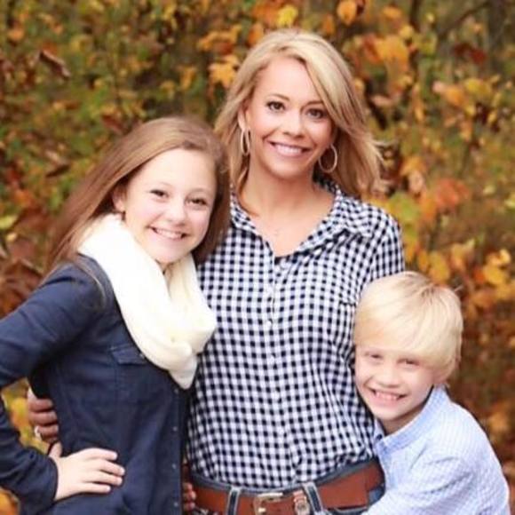 Meet your Posher, Paula - Picture 1 of 1