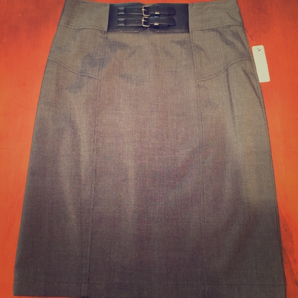 Faux Front Belt Skirt