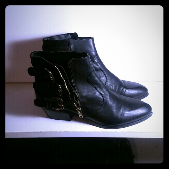 Black ankle booties