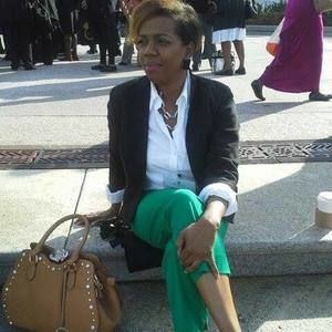 Meet your Posher, Monique