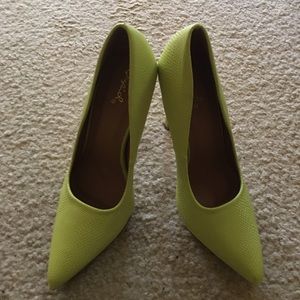 Lime green classic heels