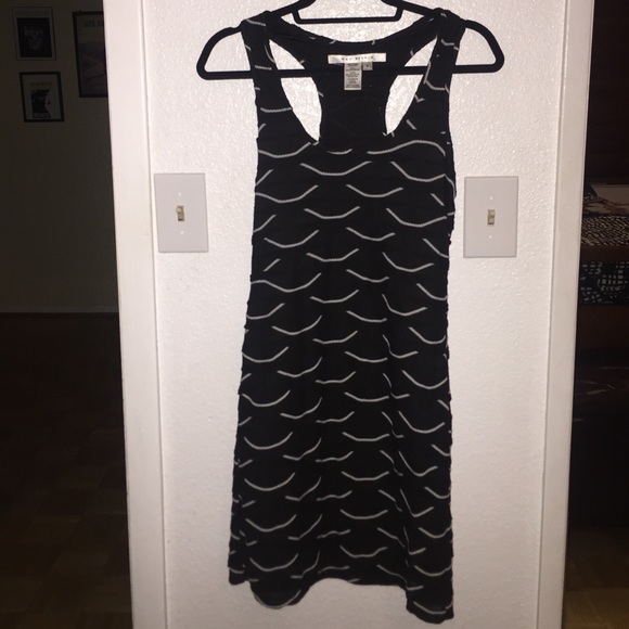 Black & white Max Studio bodycon layered dress