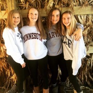 Meet your Posher, Olivia