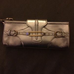 NEVER WORN Jimmy Choo gold clutch