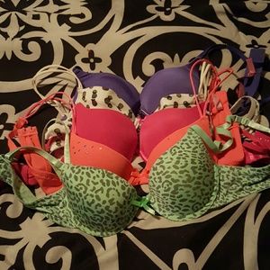 5 bras from tarea brand