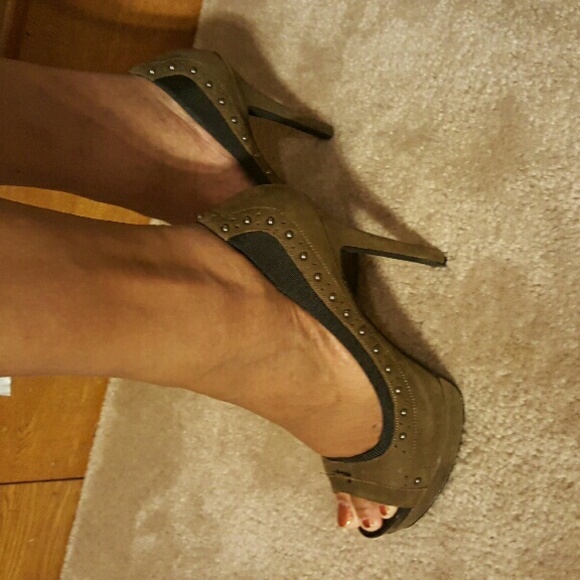 Jessica Simpson High Heels Sages Green Sz 8.5