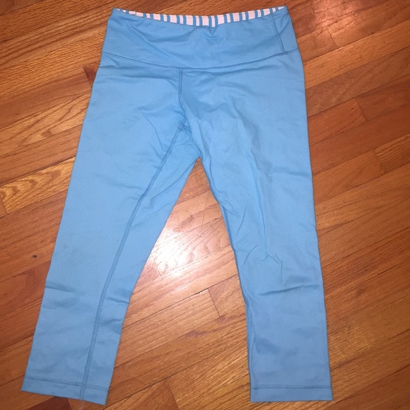 lululemon athletica Pants - Lululemon size 6 wonder under crop