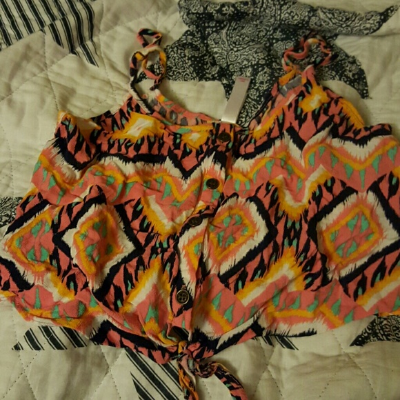 Trippy Button up half top