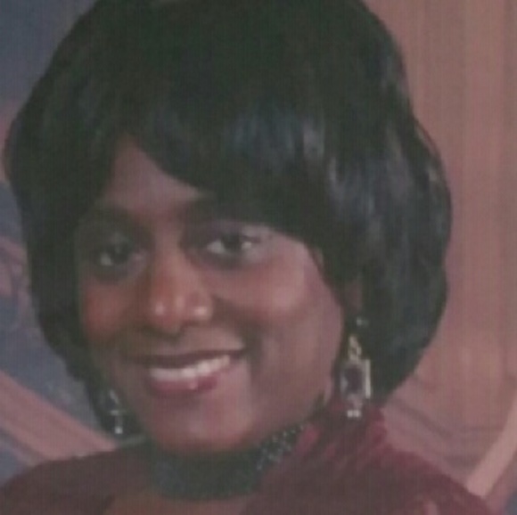 Meet your Posher, Rochelle - Picture 2 of 4