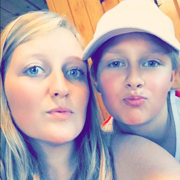 Meet your Posher, Skylar - Picture 2 of 4