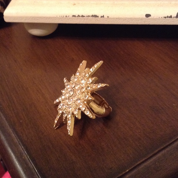 Custom RING - Picture 2 of 2