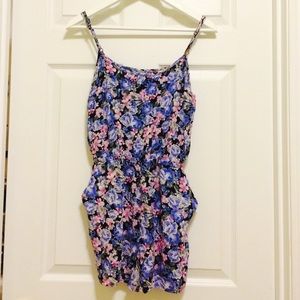 Floral romper 🌸
