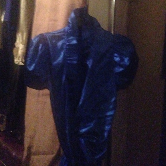 Beautiful statement blouse - Picture 1 of 4