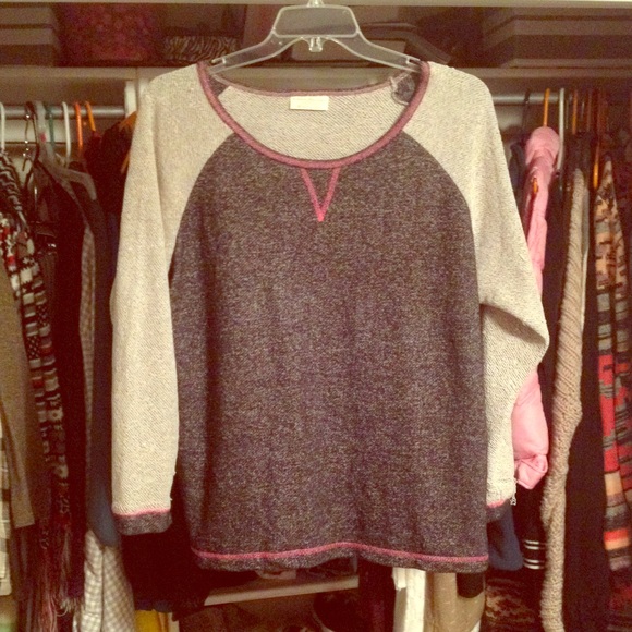 Cute Grey pink and cream sweater