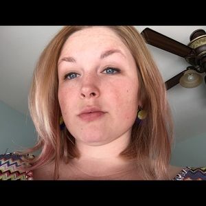 Meet your Posher, Danita