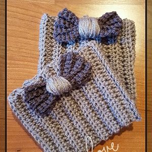 Crochet bootcufds with bow
