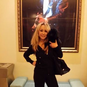 Meet your Posher, Debra