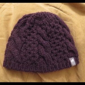 North face cable knit beanie