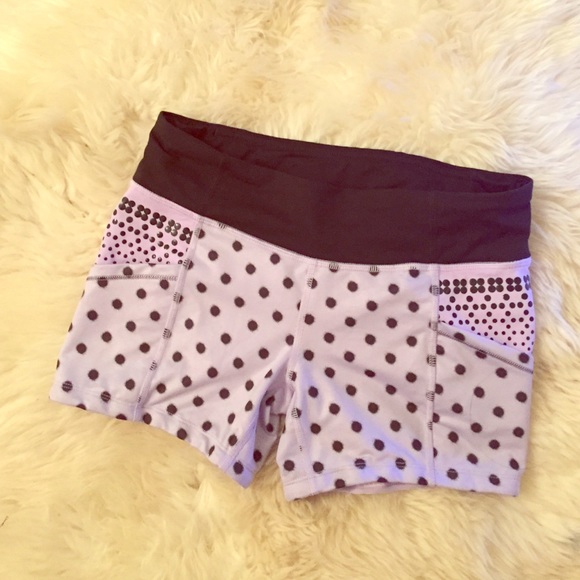 LULULEMON shorts lilac polka dot 6