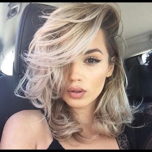 Meet your Posher, Idaliza