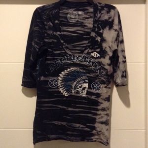 Black and gray Affliction 3/4 sleeve shirt