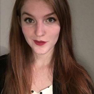 Meet your Posher, Alexandra