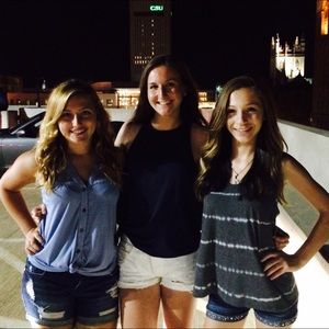 Meet your Posher, Emily